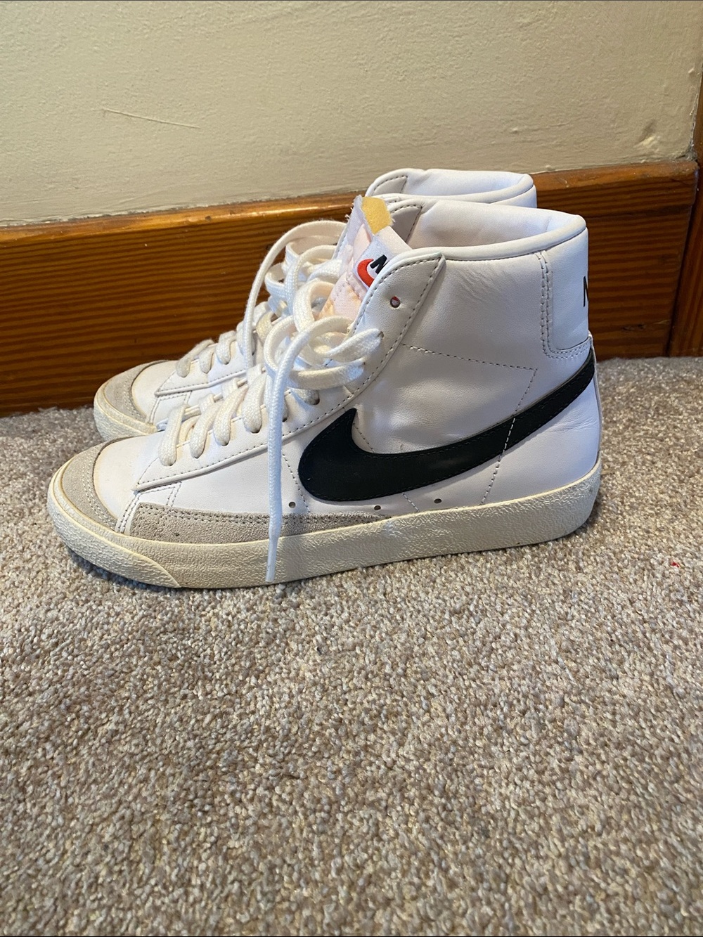 Nike Women’s White High-Top Sneakers with Black Swoosh and Grey Accents - Picture 2 of 3